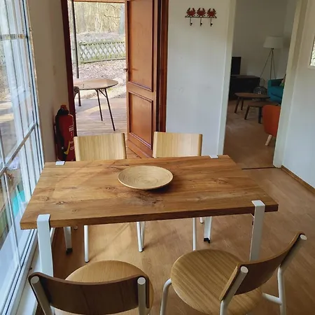 In Mit Terrasse Und Garten Holiday home